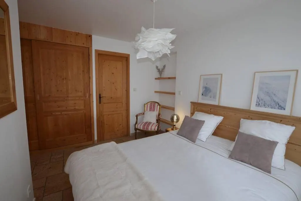 Chalet Le Vertical - Chalet5*, Sauna, Jacuzzi, Billard, Balneo, Massage, Pistes A 150 M Les Deux Alpes 0*,  França